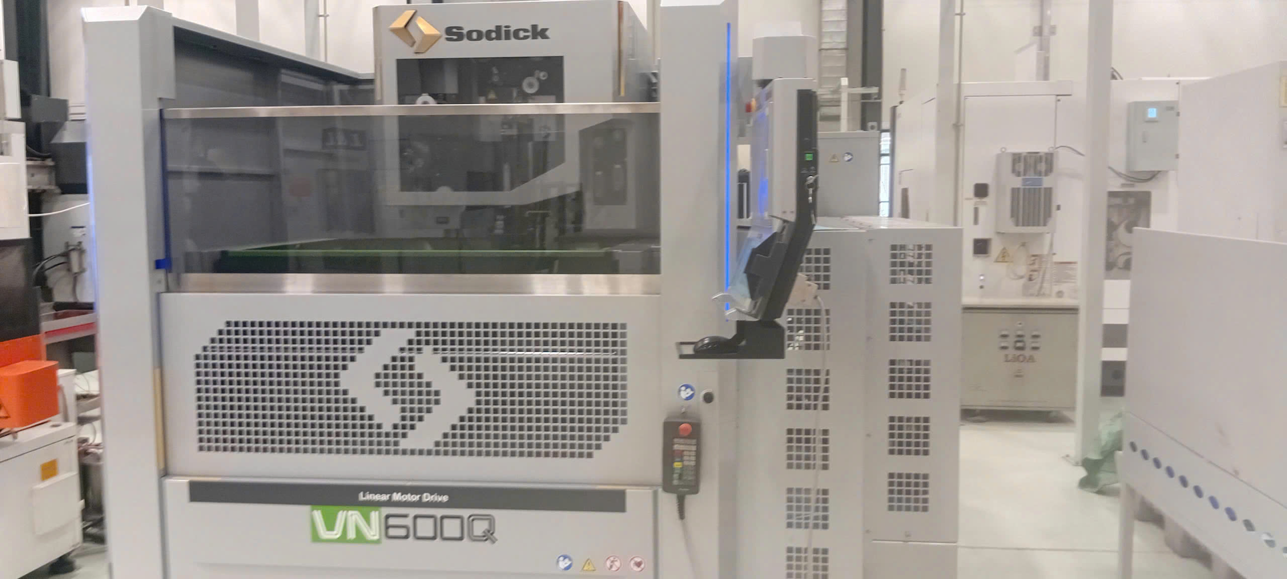 MÁY CẮT DÂY ĐỒNG CNC