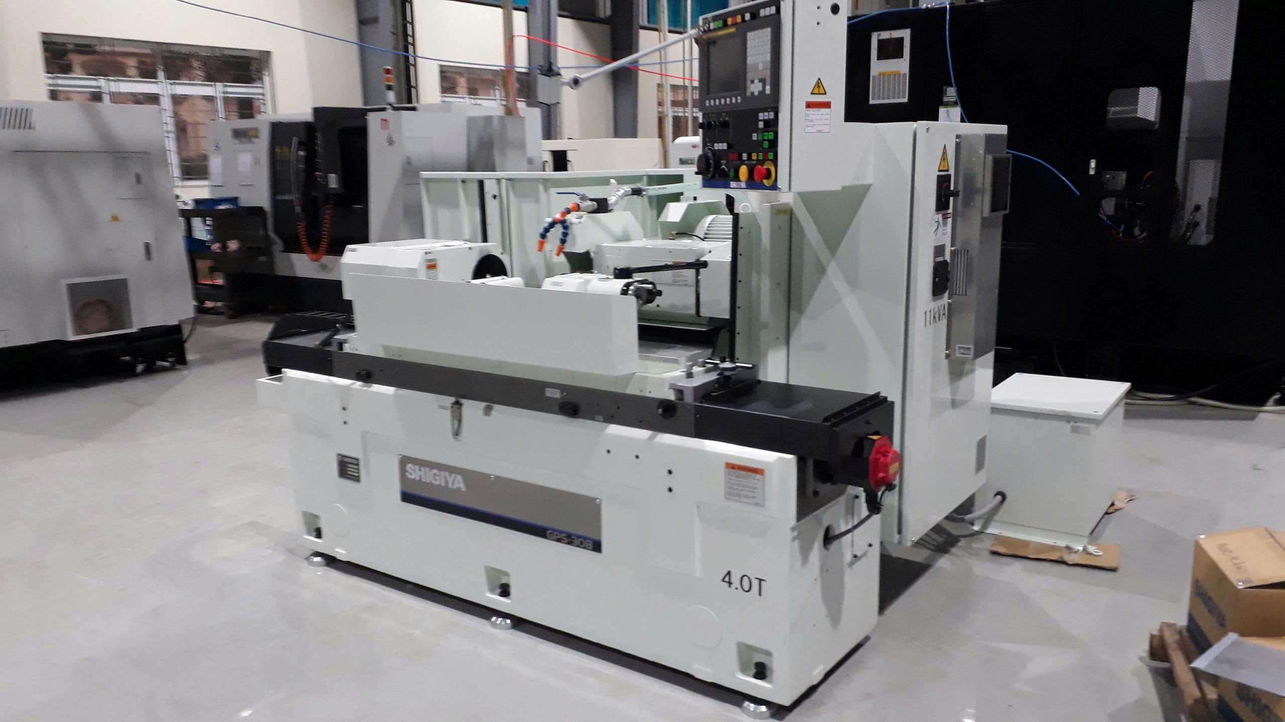 MÁY MÀI TRÒN NGOÀI CNC